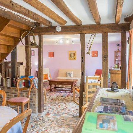 Noyers  Chantilly ,Petit Dejeuner Et Table D'Hotes Possible מראה חיצוני תמונה